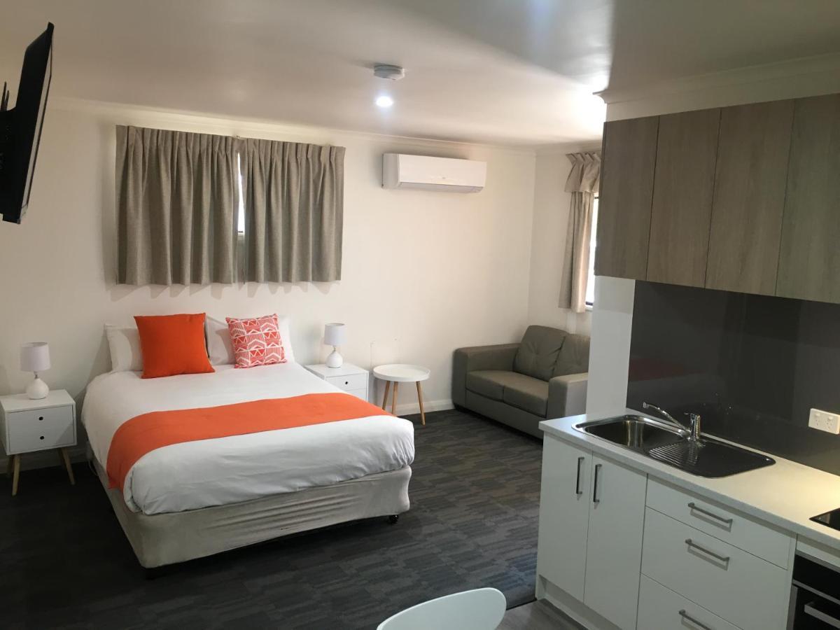 Sturt Motel Broken Hill Buitenkant foto