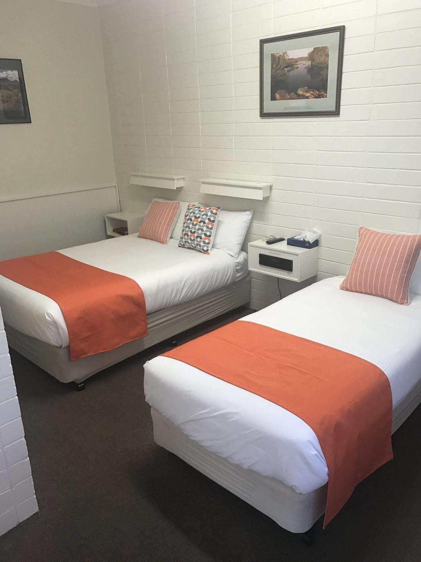 Sturt Motel Broken Hill Buitenkant foto