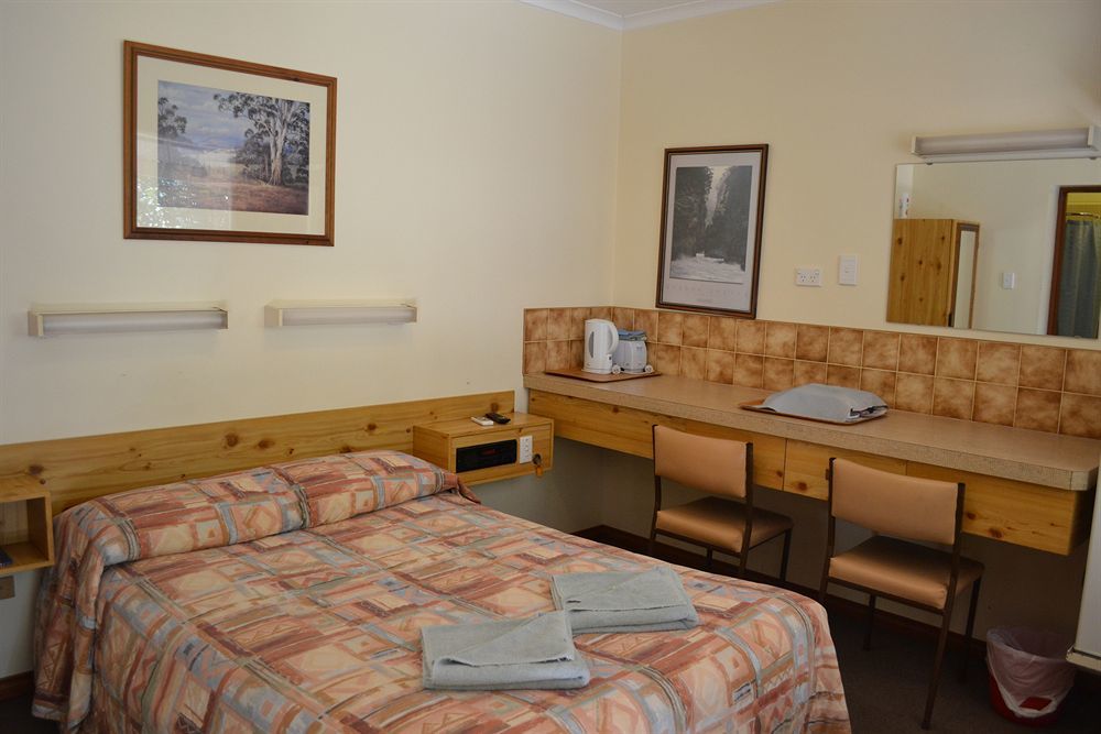 Sturt Motel Broken Hill Buitenkant foto